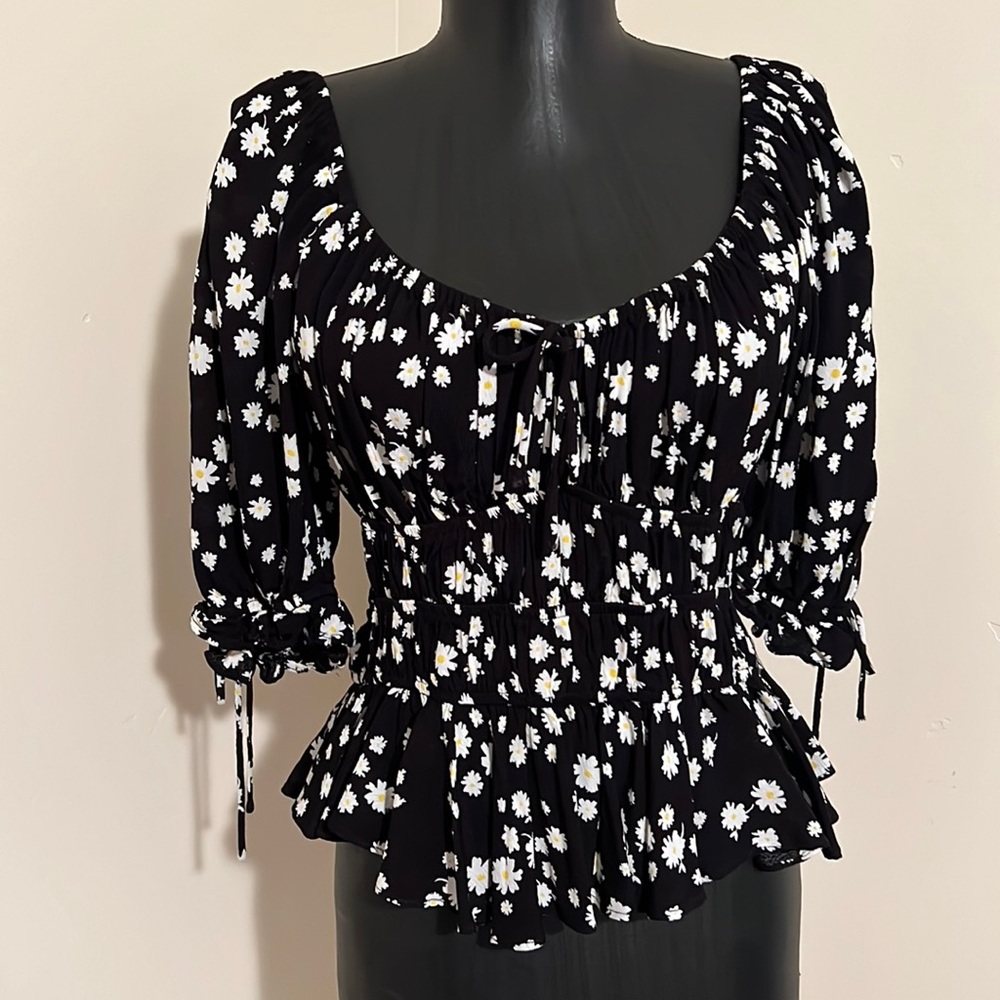 Sugar lips floral peasant top XL
